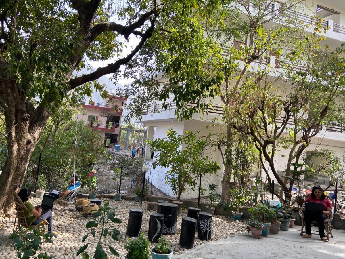 Soul Haven Hostel Rishikesh Exterior photo